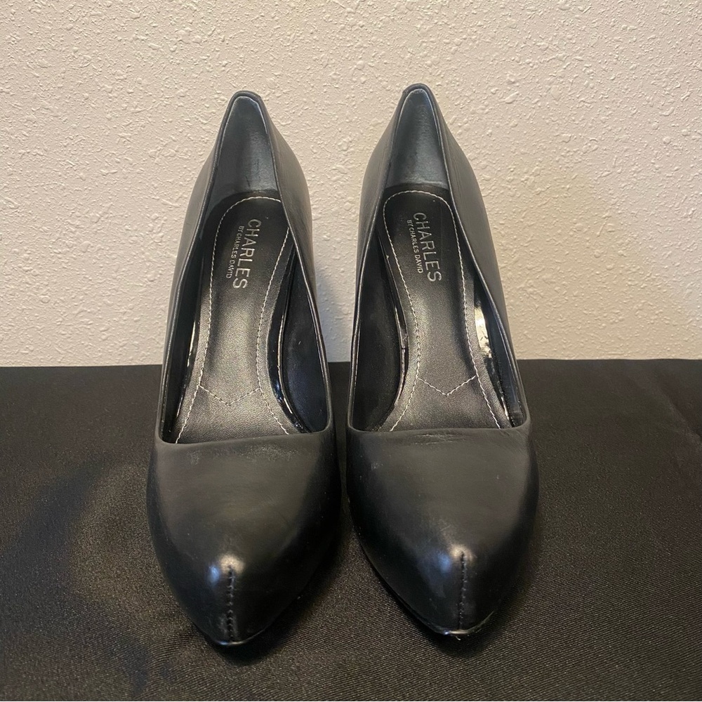 Charles by Charles David Black 8 Leather Platform Stiletto Heel Closed Toe NWOT